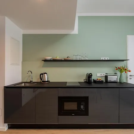 Апарт-отель Nena Adlershof 3*