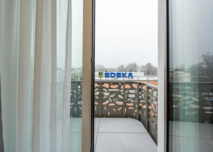 Nena Adlershof Aparthotel 3*