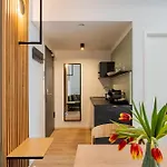 Nena Adlershof 3* ברלין