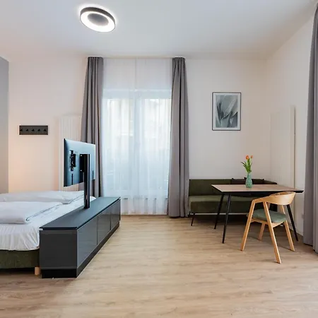 Nena Adlershof * Berlin