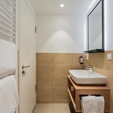 Nena Adlershof 3* Βερολίνο