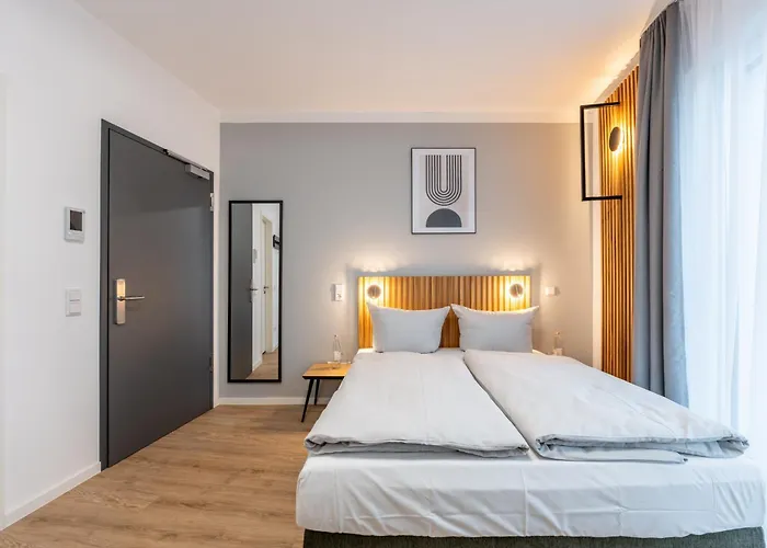 Nena Adlershof Aparthotel 3*