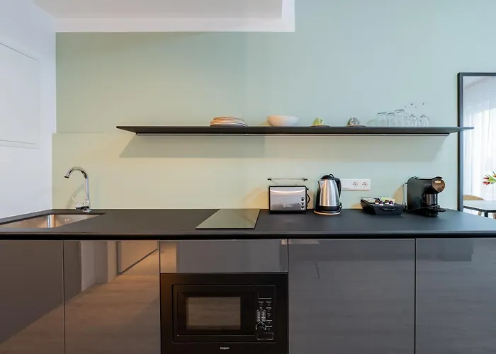 Nena Adlershof アパートホテル ベルリン