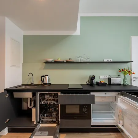 מלון דירות Nena Adlershof