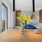 Nena Adlershof Aparthotel