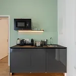 Nena Adlershof 3*