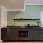 Aparthotel Nena Adlershof 3*