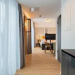 Aparthotel Nena Adlershof 3*