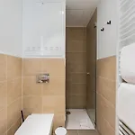 Nena Adlershof Aparthotel 3*